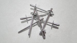 Baffle Seal Pop Rivet JM4-4 (Pk Of 100)