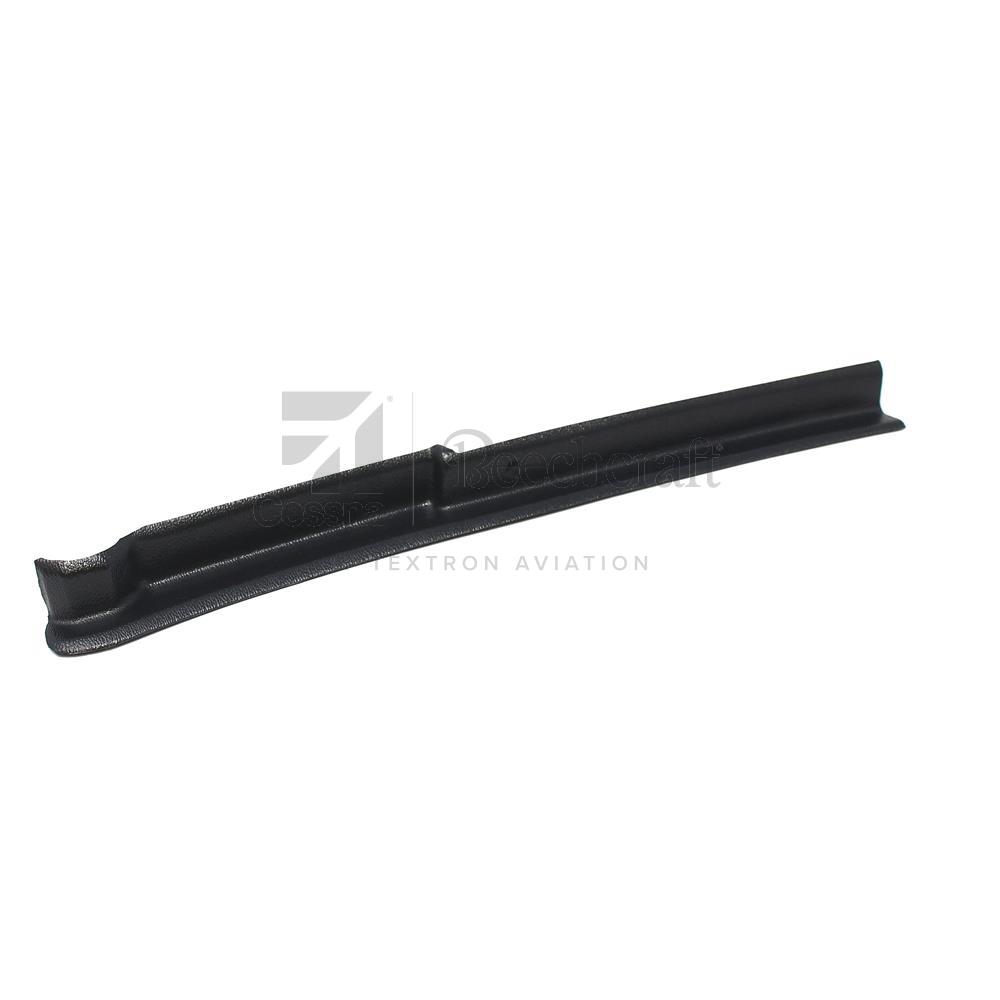 CLOSEOUT SIDE PANEL R.H.