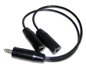 PILOT JB 15 DUAL HELICOPTER TO SINGLE HELICOPTER ADAPTER