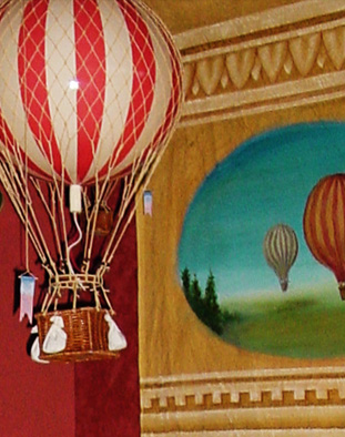 Royal Aero Balloon True Red