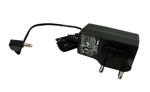 Yaesu Vertex 220V Wall Charger For All Models