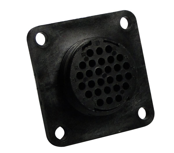 Amp 28 Pin Male Cpc Bulk Head Base Plug 17 Shell