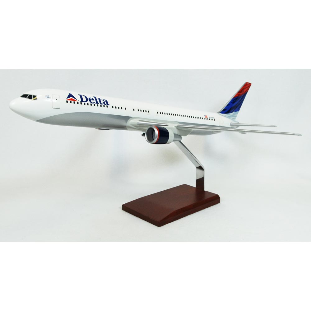 B767-300 Delta Model