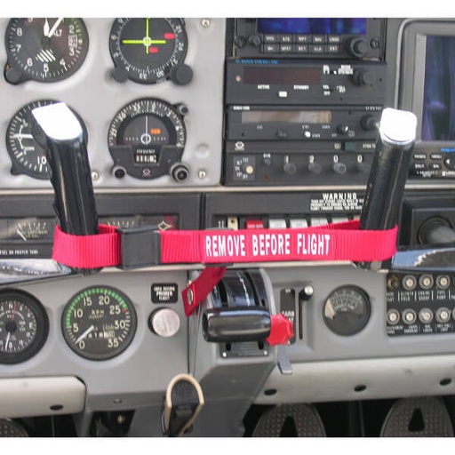 [RX1-13-12727] The Control Saver Remove Before Flight PA28 1997 And Later