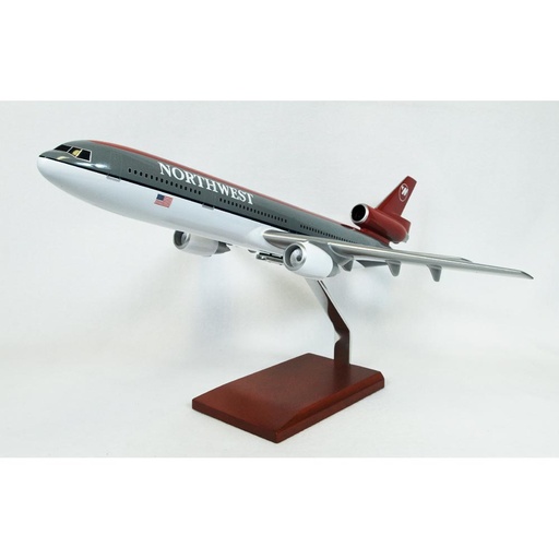 [RX1-13-10970] DC-10-30 NORTHWEST MODEL