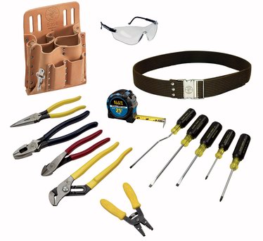 [RX1-12-00820] 28-Piece Electrician Tool Set