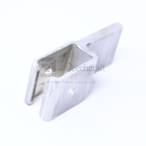 [RX5-0700645-8] HOUSING