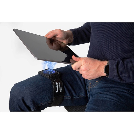 [RX1-13-26530] Dream Pilot Universal Magnetic Kneeboard For Phones And Tablets
