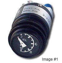 [RX1-10-22252] UMA 1 Mechanical Fuel Pressure Gauge 2 - 10 PSI Non-TSO