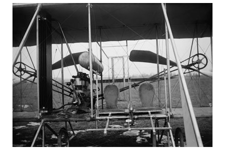 [RX1-13-17835] Postcard Wright Brothers Plane With Pilot And Passenger