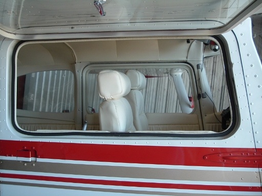 [RX1-05-01611] K2U Cessna 150/2 170/2 180/2 205/6 207 210 336/7 Window Seal